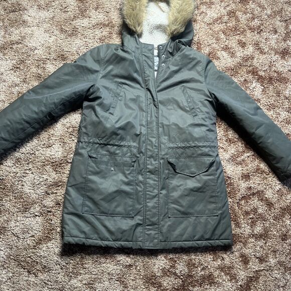 Levi's Hooded Water Repellant Shearling Lined Jacket Women's Size Large - Picture 2 of 8